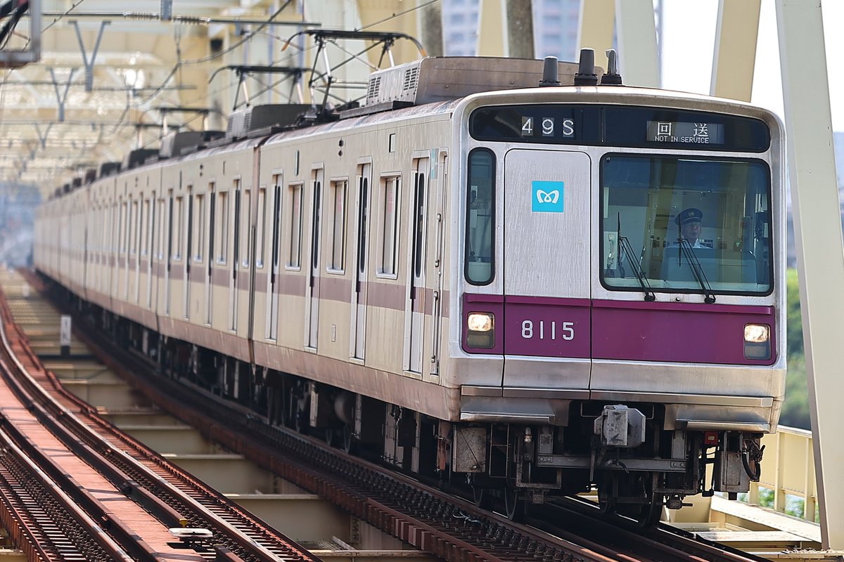 東京メトロ半蔵門線
8000系8115F 廃車回送