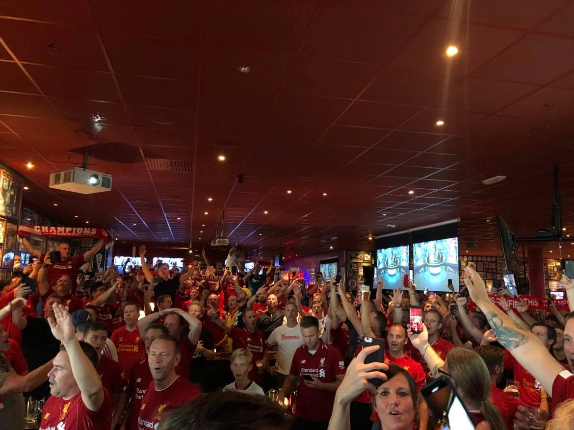 Om exakt en månad är det dags för STORTRÄFF SYD i Malmö!

Årliga balunset där Liverpoolsekten samlas på O'Learys, snackar skit, äter burgare, njuter av kall dryck i mängder och ser THE MIGHTY REDS ta tre poäng!

Boka din plats innan det är för sent:
lfc.se/nyheter/60103/…