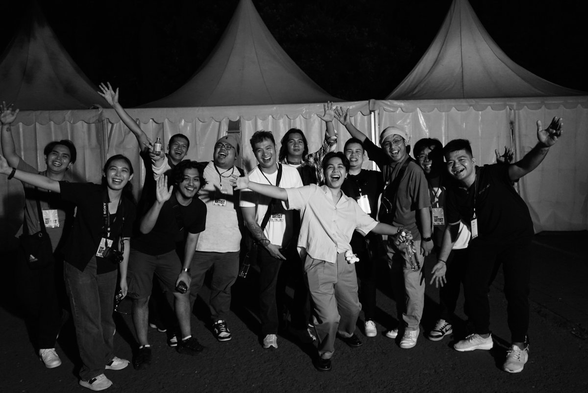 OCRecordsPH's tweet photo. #OC7 CORE MEMORY: MRLD REPRESENTS PH AT CONNX: OFF THE WEEKEND | INDONESIA https://t.co/YgGhyaTJYR