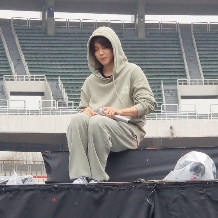 국민🐰🐥𝑲𝒐𝒐𝒌𝒎𝒊𝒏46 ݁ ˖Ი𐑼⋆ ᴀʀɪʀᴀɴɢ ♡ tweet media