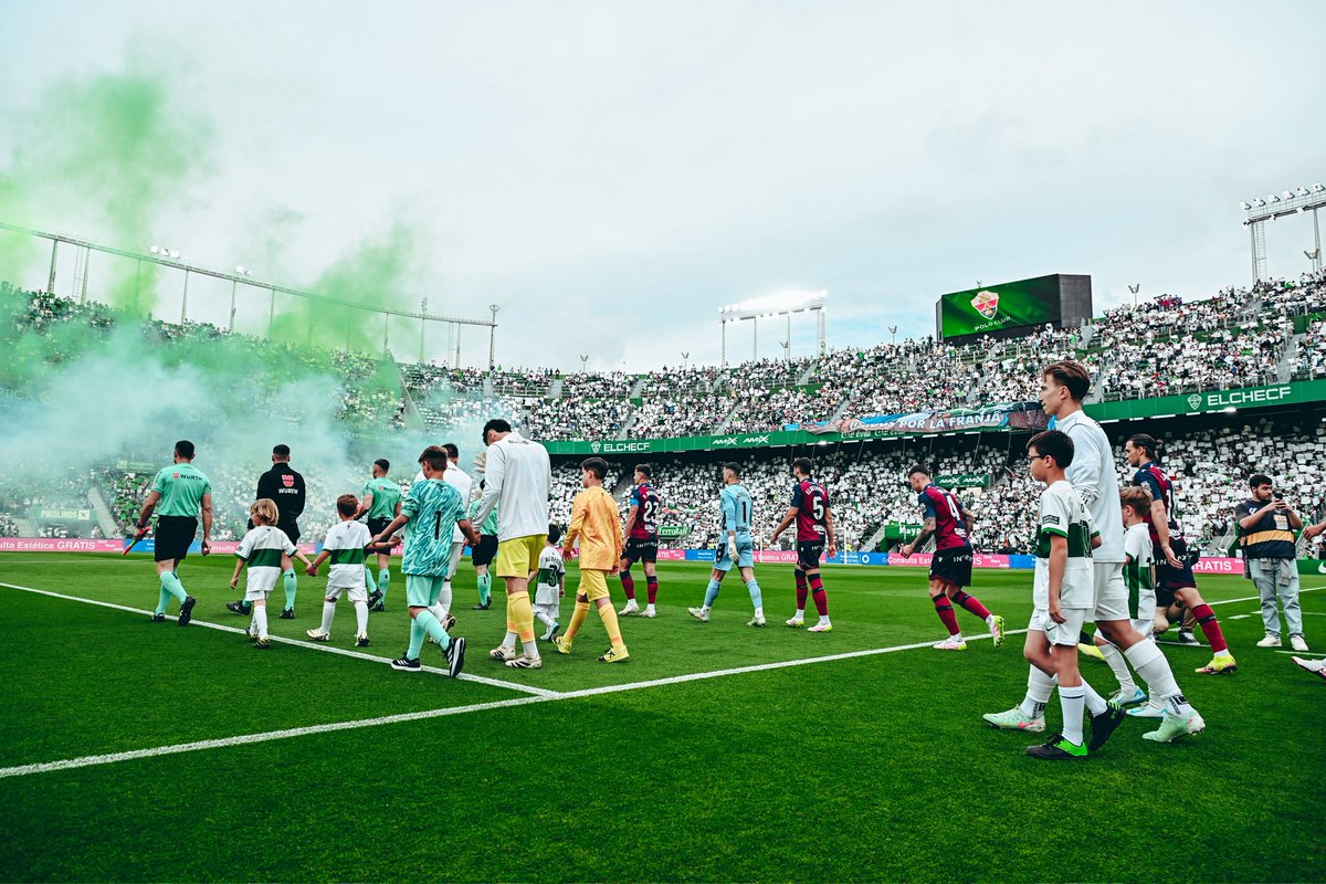 ¡Buenos días, franjiverdes! 🙌💚

🎫 Recordad que hoy miércoles es el último día para sacar las entradas (dos máximo por abonado) con preferencia sobre el público general

#ElcheCFLevanteUD