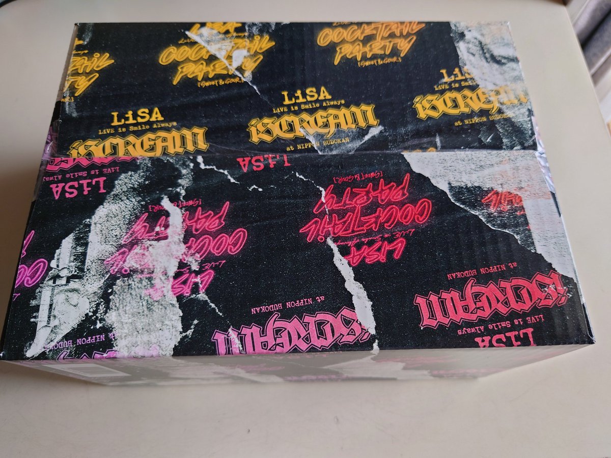 abeta2's tweet photo. Blu-ray受け取りました！📦️
包装から全て良すぎますね✨
ジオラマとてもかわいい！
#LiSAアイスクリーム
#LiSAカクテルパーティー 
#Route13
#LiSA
@LiSA_OLiVE https://t.co/pFJO5Tng9c