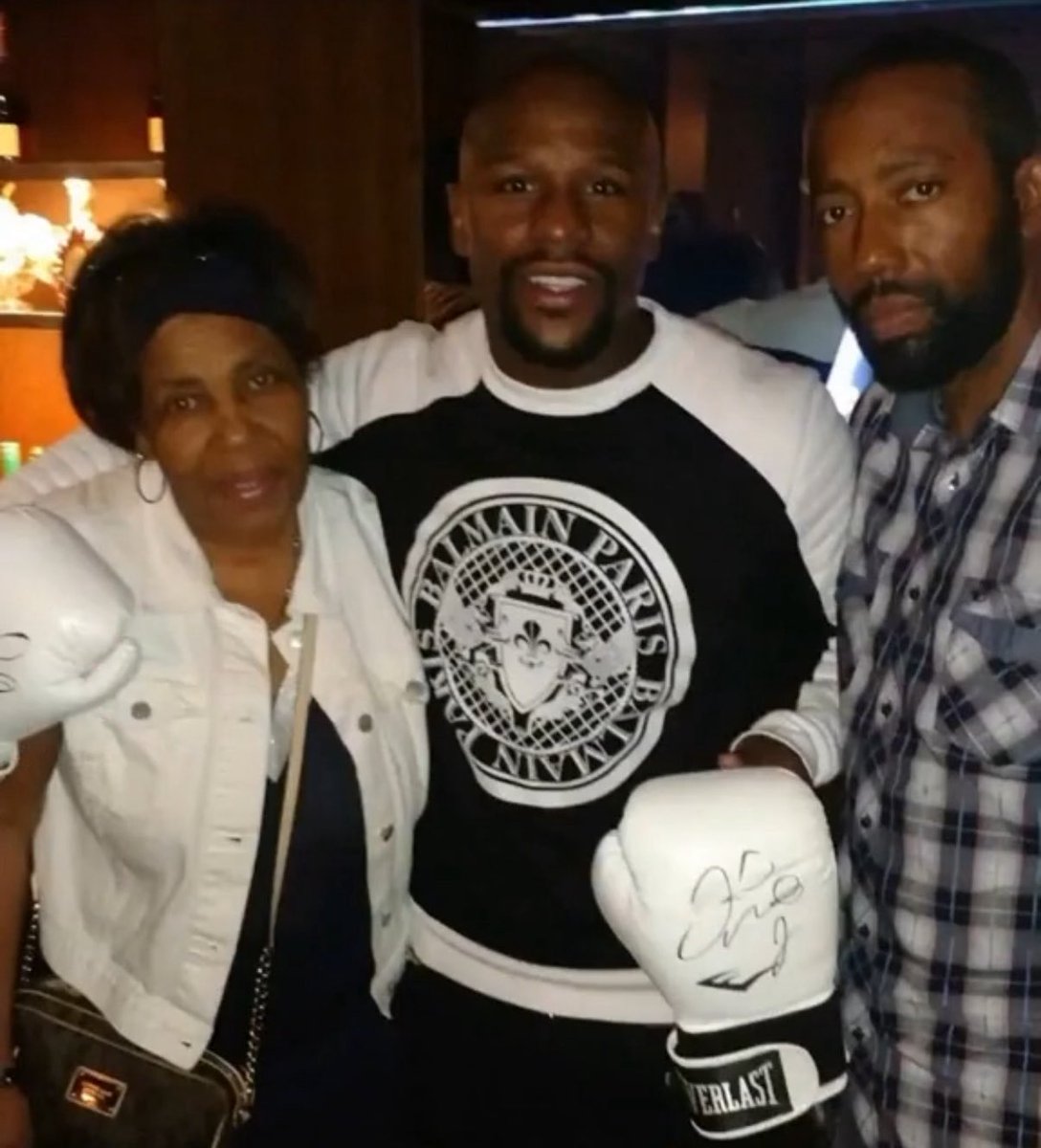 niggas talkin bout the 🧃got him yall must’ve forgot who Floyd was 😂