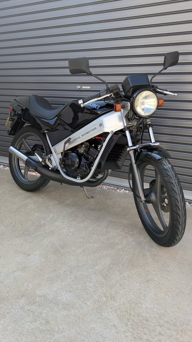 seed660's tweet photo. 名前：くみ
性別：男
年齢：30代
住み：千葉県
車種：ｳﾙﾌ50 ﾄﾞﾘｰﾑ50 ﾓﾝｷｰ50 ｽｰﾊﾟｰｶﾌﾞ110 GSX250S不動車　
好き：車 お酒 音楽 ゼロハン
一言：小排気量好きですがお金があれば大型も。😂
コメント頂けたら嬉しいです！イイネも宜しくお願いします
#バイク乗りとして軽く自己紹介 https://t.co/S50NW29MBu