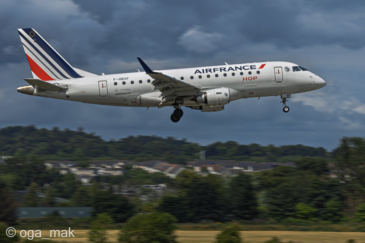 スコットランド・エディンバラ空港にて

✈️F-HBXF🇫🇷 - Embraer E170STD - Air France Hop - AF1386(CDG-EDI)

📷Edinburgh Airport_RWY06↘ UK 16-07-2025 13:31

#キヤノン #Canon #EOSR1 #RF24240 #PureRAW5 #aviation #avgeek #EdinburghAirport #planespotting #UK遠征2025