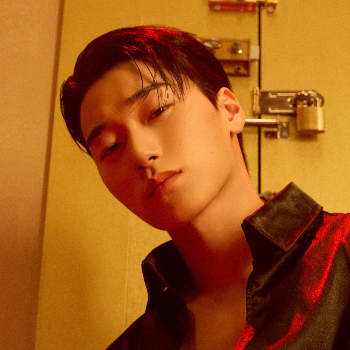 에이티즈 산, '보2플' 마스터 출격…생존자 24명 발표

그룹 에이티즈 산이 '보이즈 2 플래닛'의 세 번째 플래닛 마스터로 합류, 데뷔 경쟁을 펼치고 있는 48명의 참가자들을 만난다. 

tenasia.co.kr/article/202508… (한국어)
tenasia.com/music/20250827… (ENG)
tenasia.com/jp/music/20250… (日本語)

#San #サン