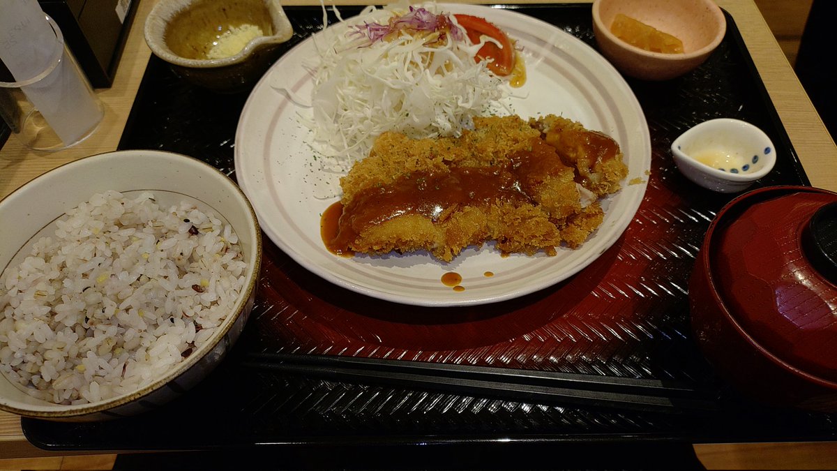 巨悪トマトの存在感