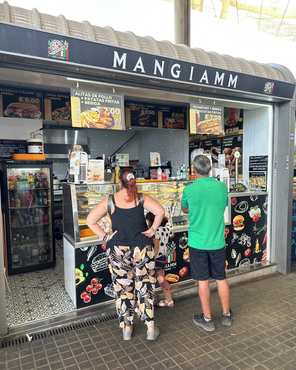 🇮🇹🍕 Mangiamm porta tot el sabor d’Itàlia a la zona Street Food dels Encants de Barcelona!
L’Angelo ens sorprèn amb pizzes i focaccias artesanes🔝, receptes napolitanes i les seves infusions🍵 especials amb ginseng!

@mercatsbcn