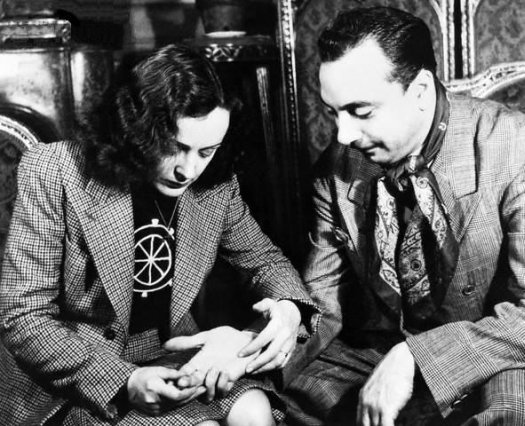 Bobem20's tweet image. La môme et le gitan
#EdithPiaf #DjangoReinhardt