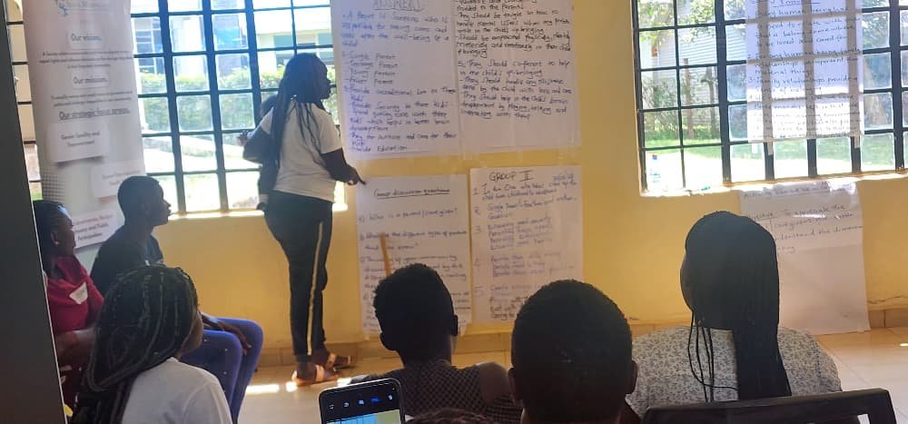 CtpUganda's tweet photo. This week, CTP and CRVPF are in Siaya County, Kenya, to train cluster staff and young mothers' mentors in  ECD. The aim is to improve ECD outcomes by empowering young mothers with parenting skills, and social support, ensuring a nurturing environment for their children's growth. https://t.co/TSiP7b1FOw