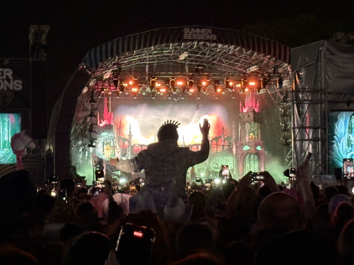 Chappell Roan in Edinburgh

Banger after anthem after tune 

Generational talent right there, eh