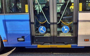 싯팔 그러면 뒷문에 저따위 픽토그램이나 넣지 말던가.