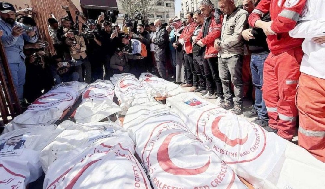 "الضربة المزدوجة".. جريمة إبادة ترتكبها آلة الاحتلال في #غزة، تستهدف من يهرع لإنقاذ الأرواح بعد القصف الأول، لتسقط المزيد من الضحايا الأبرياء 💔
أبشع صور الظلم حين يصبح الإنقاذ جريمة والموت قدراً محتوماً.
#غزة_تحت_القصف #فلسطين