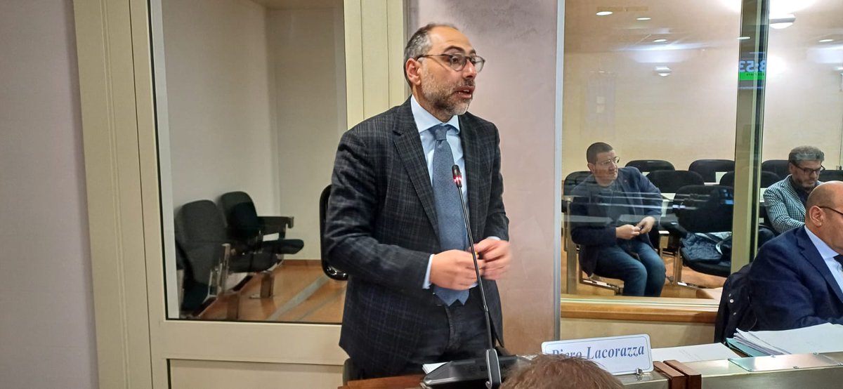 Alta velocità nel lagonegrese, <a href="/pierolacorazza/">Piero Lacorazza</a>: Ancora senza risposte
Il Capogruppo del Pd: Noi saremo vigili affinché a seguito degli incontri istituzionali ci si misuri su azioni concrete
consiglio.basilicata.it/consiglioinfor…