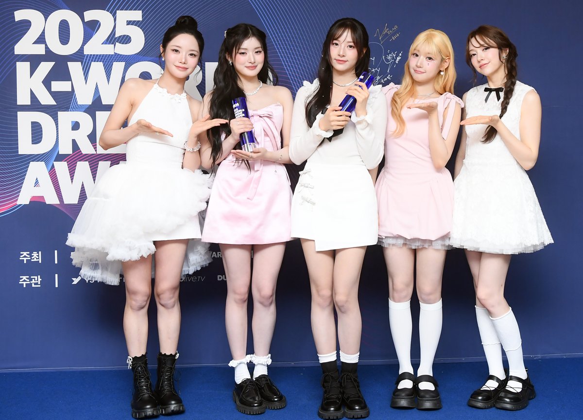 K-WORLD DREAM AWARDS tweet media