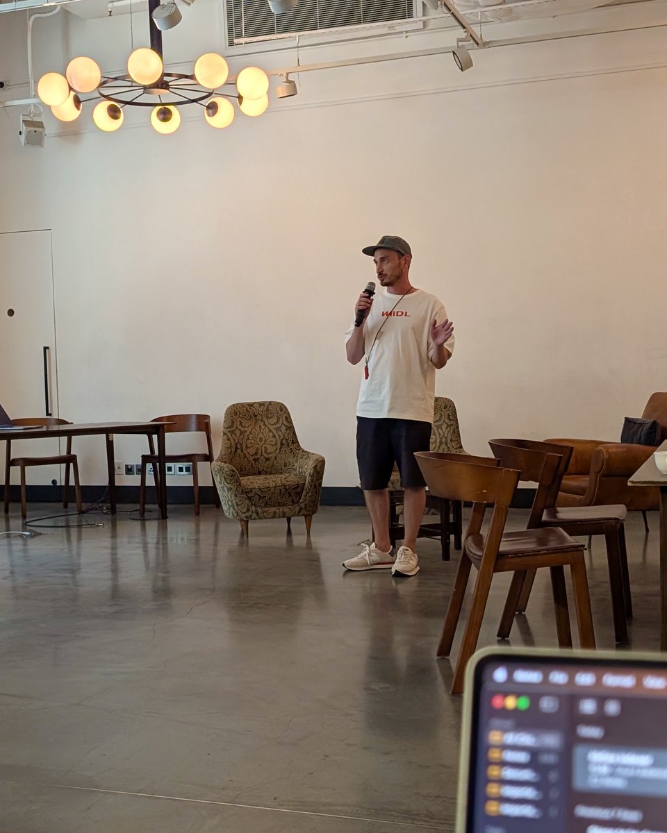 Sooooooo we just cut the ribbon with the first ever Midl Hackathon. And it was a great one 🫡

Hackers, thanks for coming and overdriving the venue with the brain power. Networkers, thanks for powering the Soho House the good vibes.

Special thanks to our co-hosts @xverseapp,