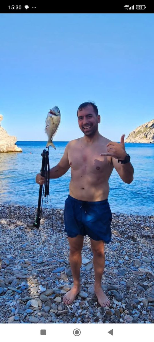 Tselempoglios (@tselempoglios) on Twitter photo Αυτός είναι ο Μήτσος <a href="/DimitrisSavvid4/">🇬🇷Dimitris Savvidis</a> . Ο Μήτσος όταν δεν γυρίζει τα σούπερ μάρκετ της Ολλανδίας, χτυπάει καθαρισμένες τσιπούρες στο ψαροντούφεκο, προσεκτικά κιόλας μην της τρυπήσει. Ο Μήτσος είναι μλκας. Μην γίνεις Μήτσος Αυτός είναι ο Μήτσος <a href="/DimitrisSavvid4/">🇬🇷Dimitris Savvidis</a> . Ο Μήτσος όταν δεν γυρίζει τα σούπερ μάρκετ της Ολλανδίας, χτυπάει καθαρισμένες τσιπούρες στο ψαροντούφεκο, προσεκτικά κιόλας μην της τρυπήσει. Ο Μήτσος είναι μλκας. Μην γίνεις Μήτσος