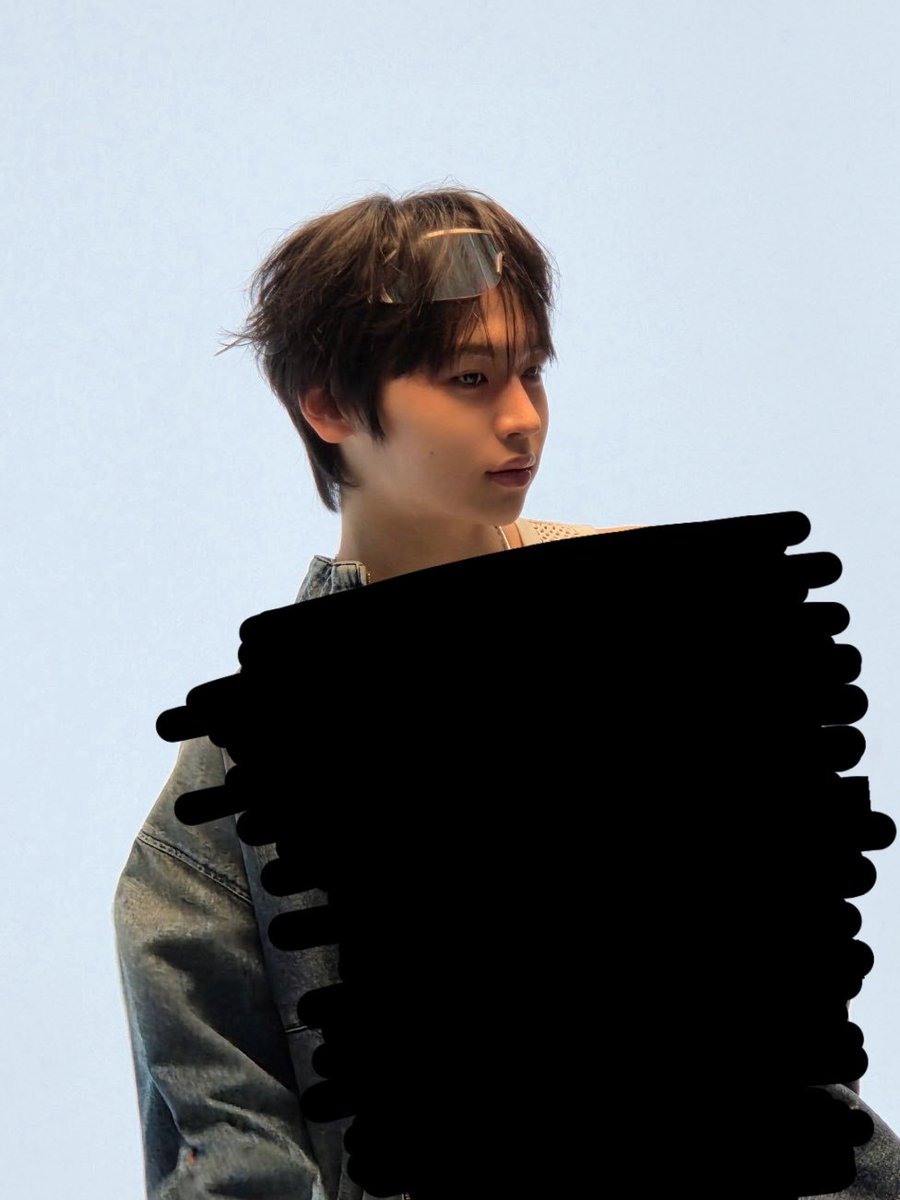 kayl (@hooneclair) on Twitter photo 