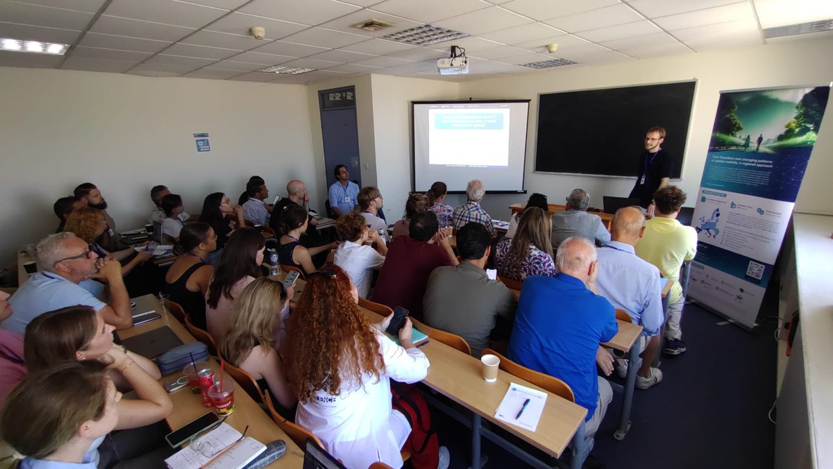 an_panori's tweet image. Currently Thanasis Ziogas is presenting his work on spatial micro simulation conducted in the @MobiTwinProject. It is a full house! 💪
#geography #microsimulation #SpatialAnalysis #abm #ERSA #ERSA2025