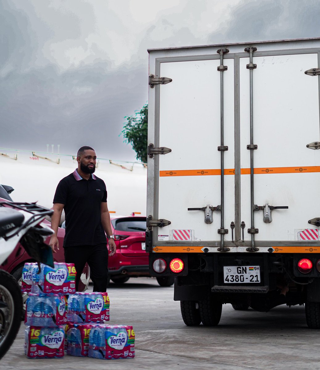 honeysucklegh's tweet image. This Homowo, we didn’t just celebrate, we shared. 🌾💛
From our family at The Honeysuckle to the wider community, here’s to culture, kindness, and togetherness

.2#TheHoneysuckle #HoneysuckleVibes #HoneysuckleCares #Homowo25 #HomowoCelebration #CommunityFirst #TogetherWeCelebrate