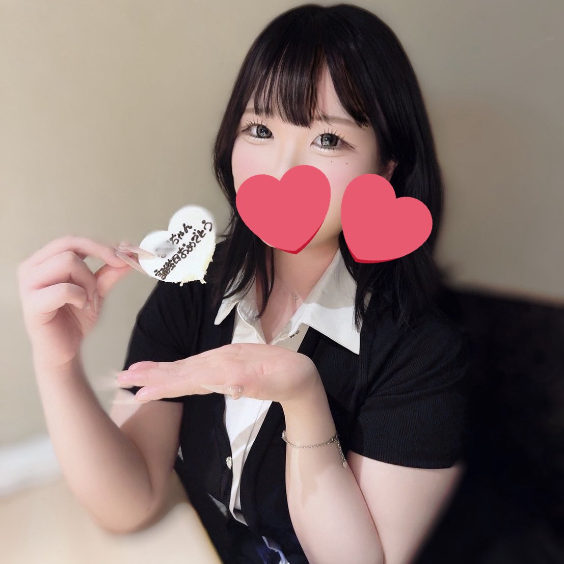 出勤してるよ〜🌟

今日は3時まで受付中💗

お誘い待ってるよ🐰

cityheaven.net/osaka/A2705/A2…