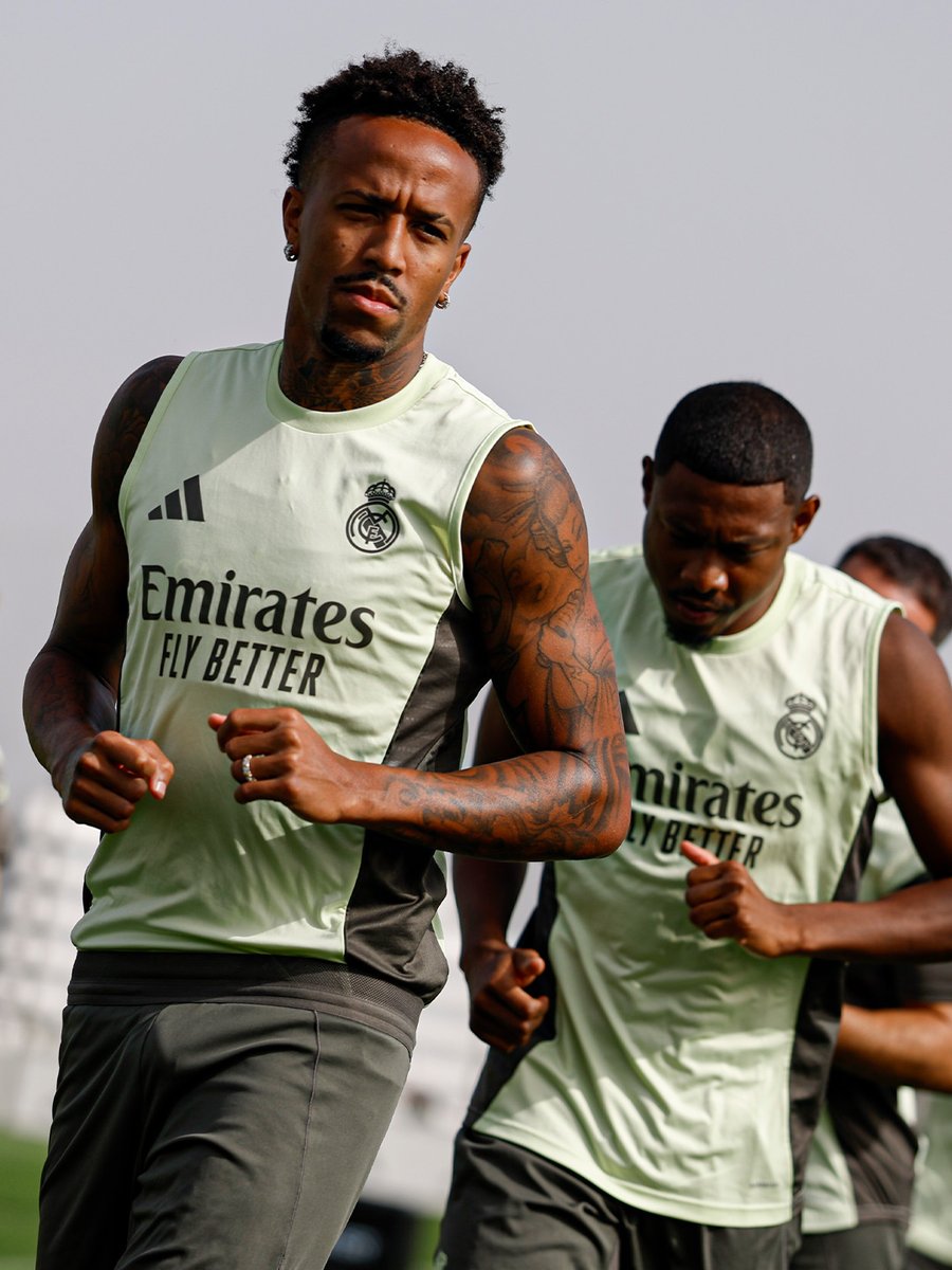 レアル・マドリード 蛍光グリーンノースリーブトレーニングセット レアル・マドリード 蛍光グリーンノースリーブトレーニングセット