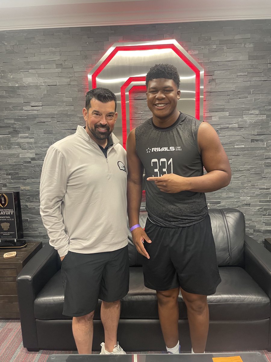 Excited to be in Columbus this weekend! ⁦<a href="/OhioStateFB/">Ohio State Football</a>⁩ ⁦<a href="/R2X_Rushmen1/">Larry A. Johnson</a>⁩ ⁦<a href="/ryandaytime/">Ryan Day</a>⁩ ⁦<a href="/SWiltfong_/">Steve Wiltfong</a>⁩ ⁦<a href="/AllenTrieu/">Allen Trieu</a>⁩ ⁦<a href="/adamgorney/">Adam Gorney</a>⁩ ⁦<a href="/ChadSimmons_/">ChadSimmons</a>⁩ ⁦<a href="/centurions_fb/">CAL Football</a>⁩ ⁦<a href="/Aspirationsgym/">C.Vaughn@Aspirations</a>⁩ #GoBucks