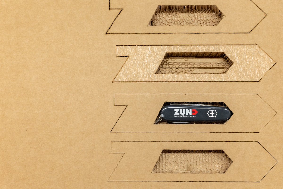 ZundCutter's tweet photo. Sample of the Month – August 📅
To ensure our Zünd pocket knife can be gifted in a custom-cut package, a reboard panel is cut on our #zundcutter. The combination of #cutting and #milling gives the #packaging its characteristic Zünd shape along with a notch for the knife. 🤩 https://t.co/d1TcbEpnVb