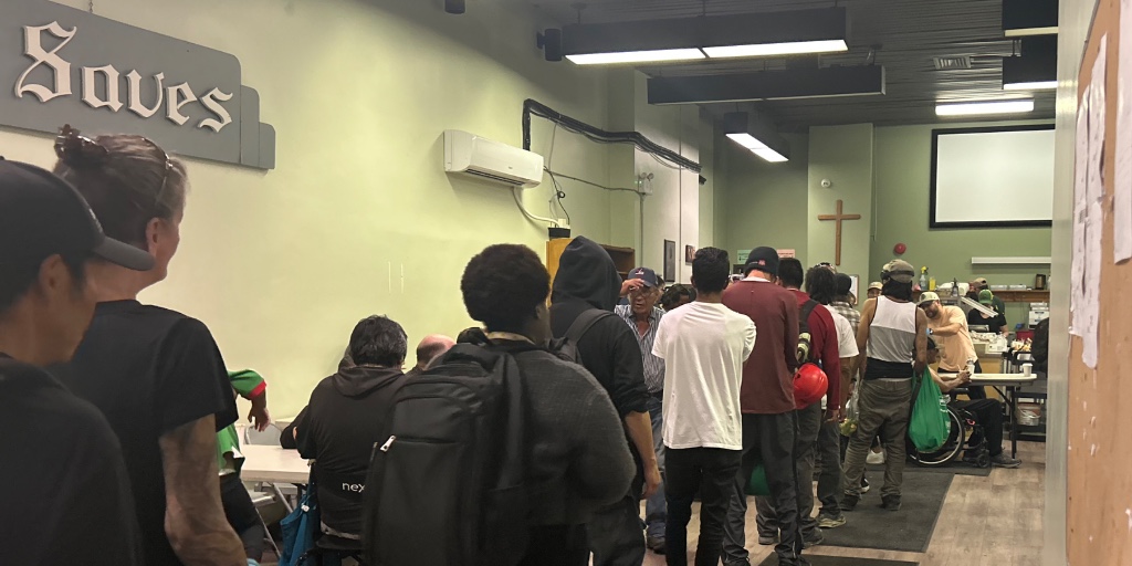 🌟 Chili Night brought us together—and our amazing volunteers made it shine! Thank you for your time, energy &amp; love. We’re so grateful! 💛

lighthousemission.ca

#LighthouseMission #EveryoneMatters #LoveAllServeAll