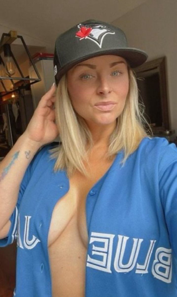 Pamela tweet media