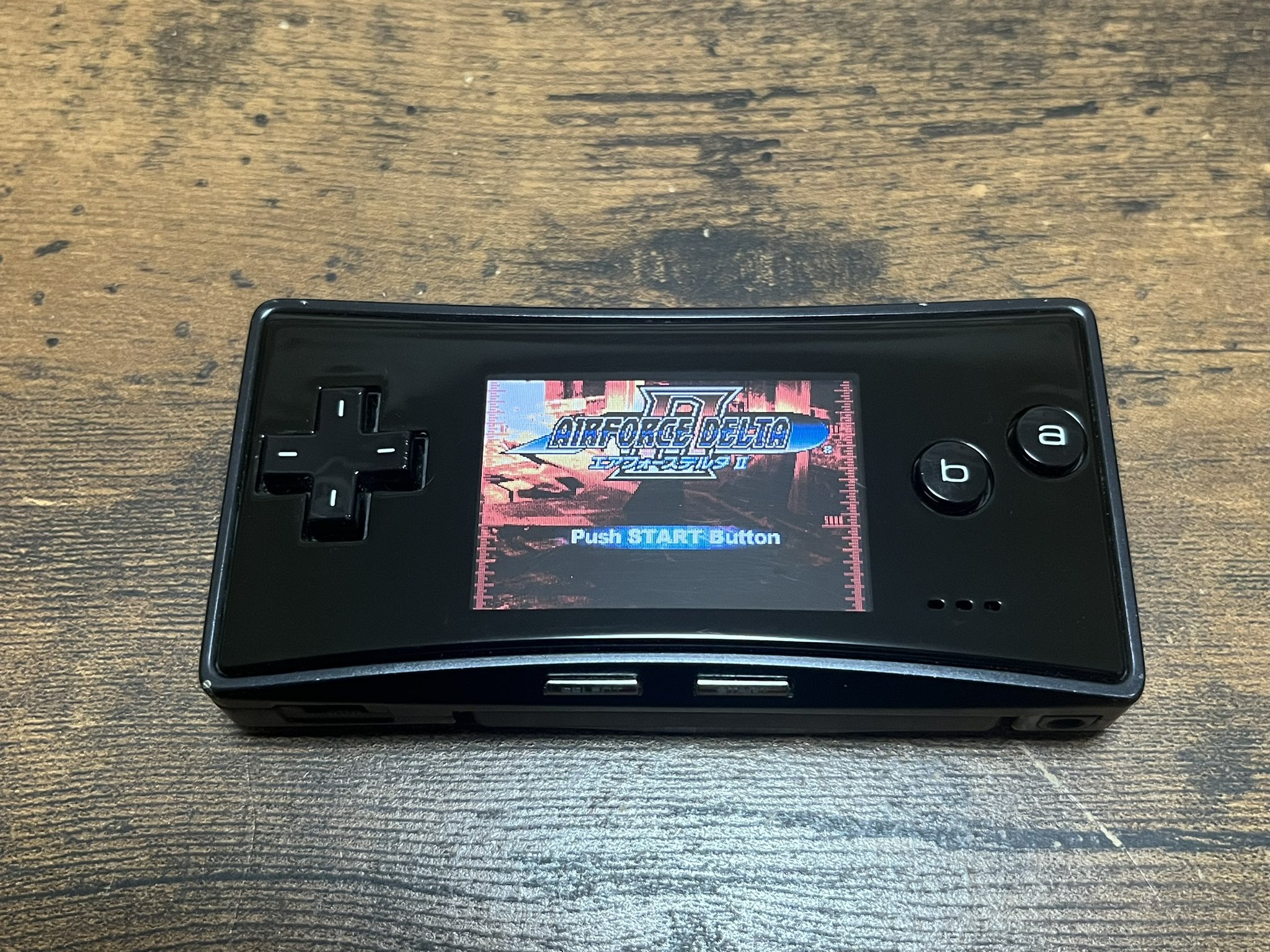 ゲームボーイミクロ(S@15585) 任天堂 ゲームボーイミクロ ファミコンバージョン OXY-S-GA 価格