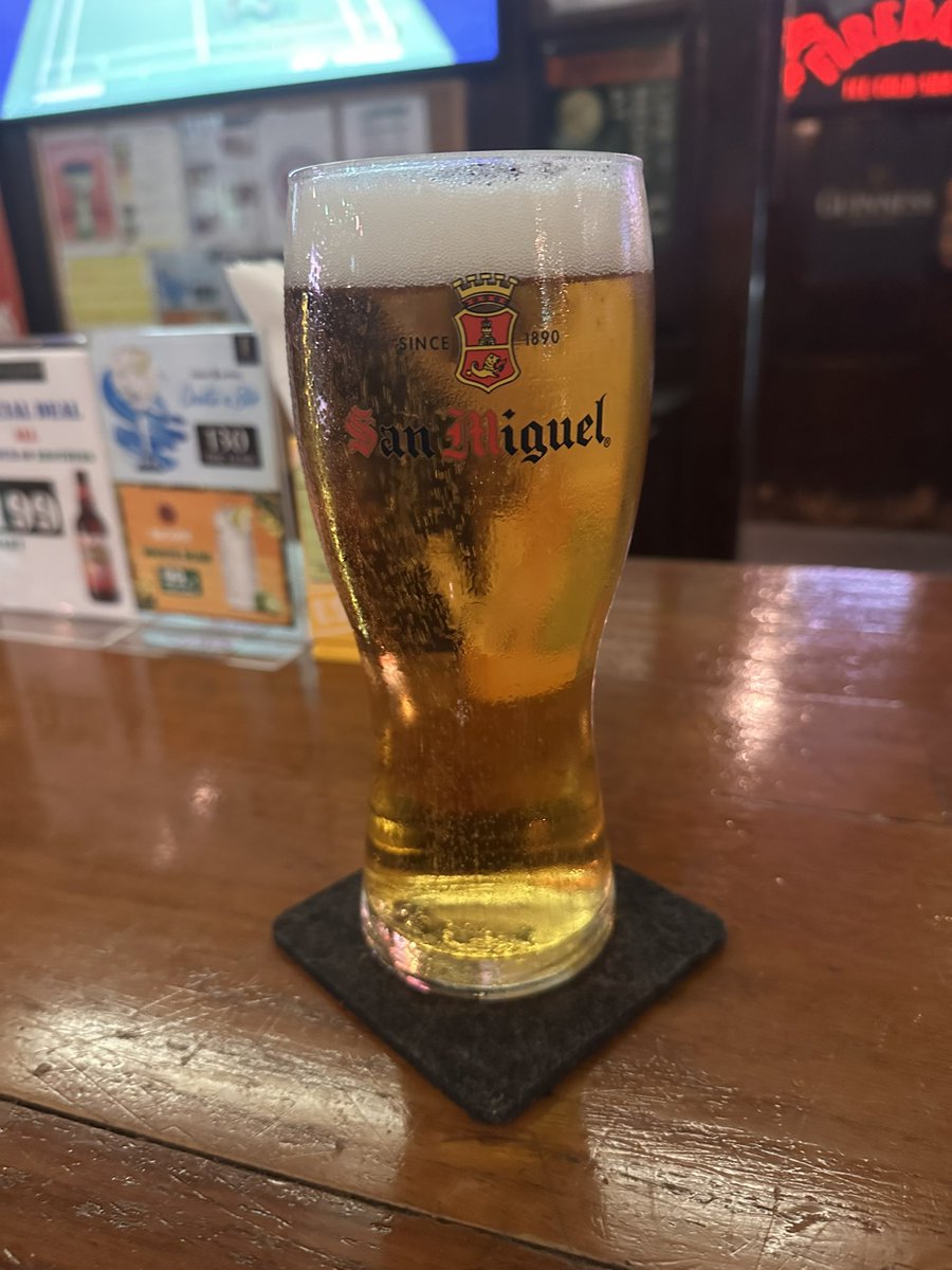 soi6cufc's tweet image. Evening Pint In Bangkok