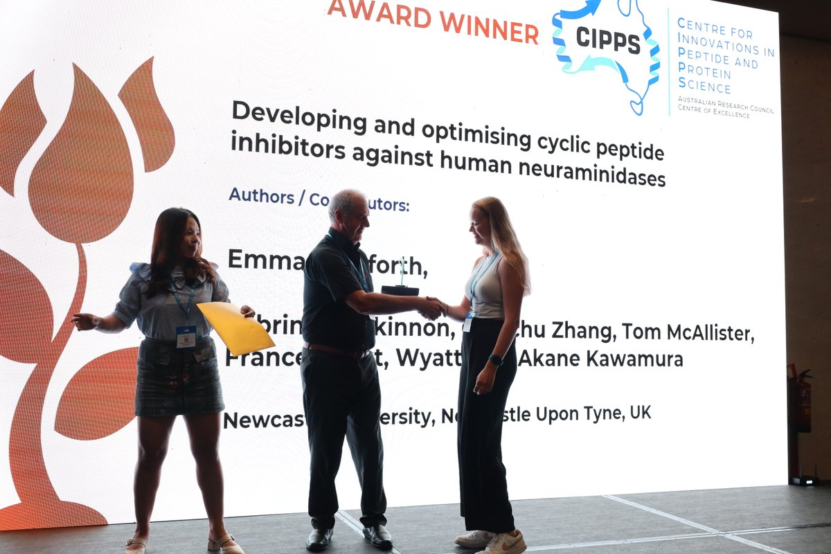 Congratulations to Emma Wadforth, winner of the CIPPS Award for Innovations in Peptide Science!

#EPSC2025 #PeptideInnovation #CyclicPeptides #Therapeutics #PosterAward #CIPPS