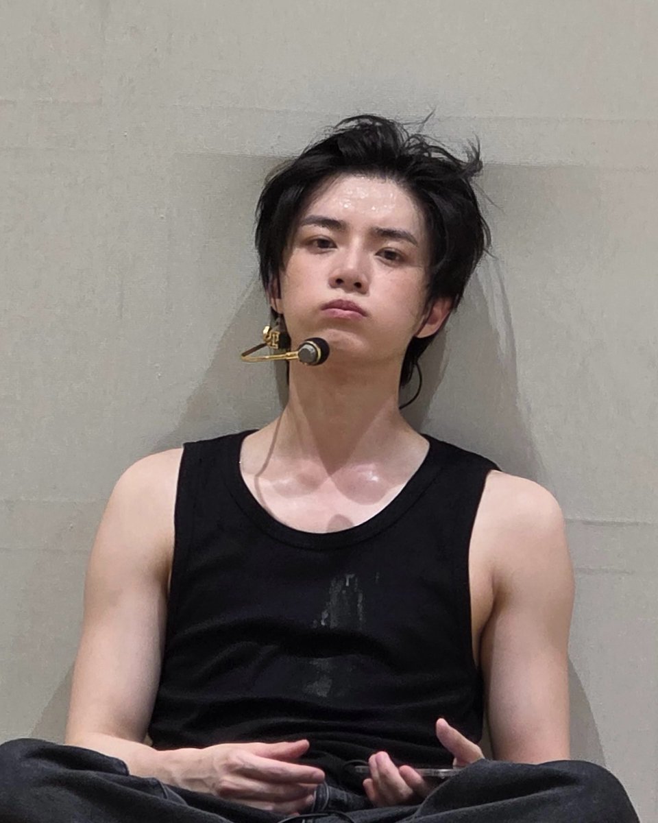 ⠀
finally, me rn! sigh :'( 
⠀