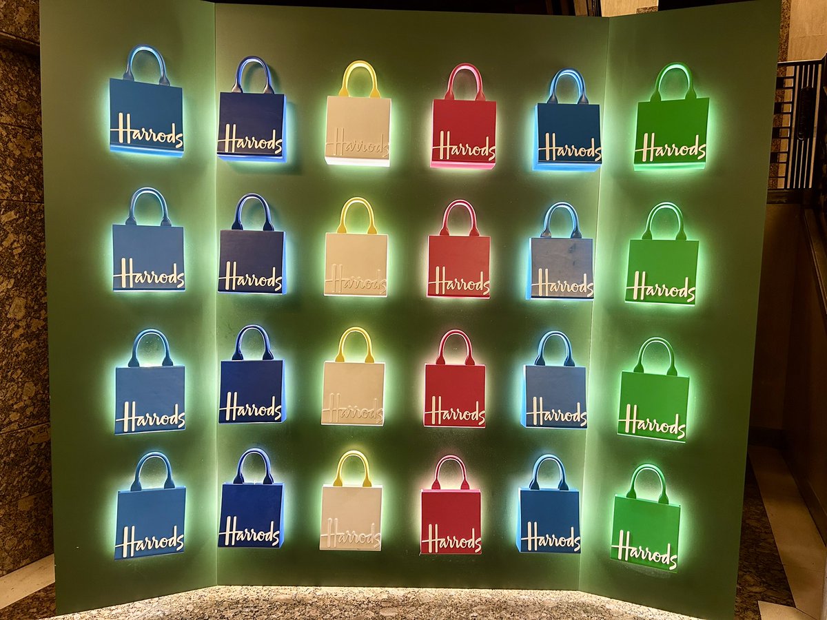 ... no trip to #London is properly started if you don't pop into <a href="/Harrods/">Harrods</a>