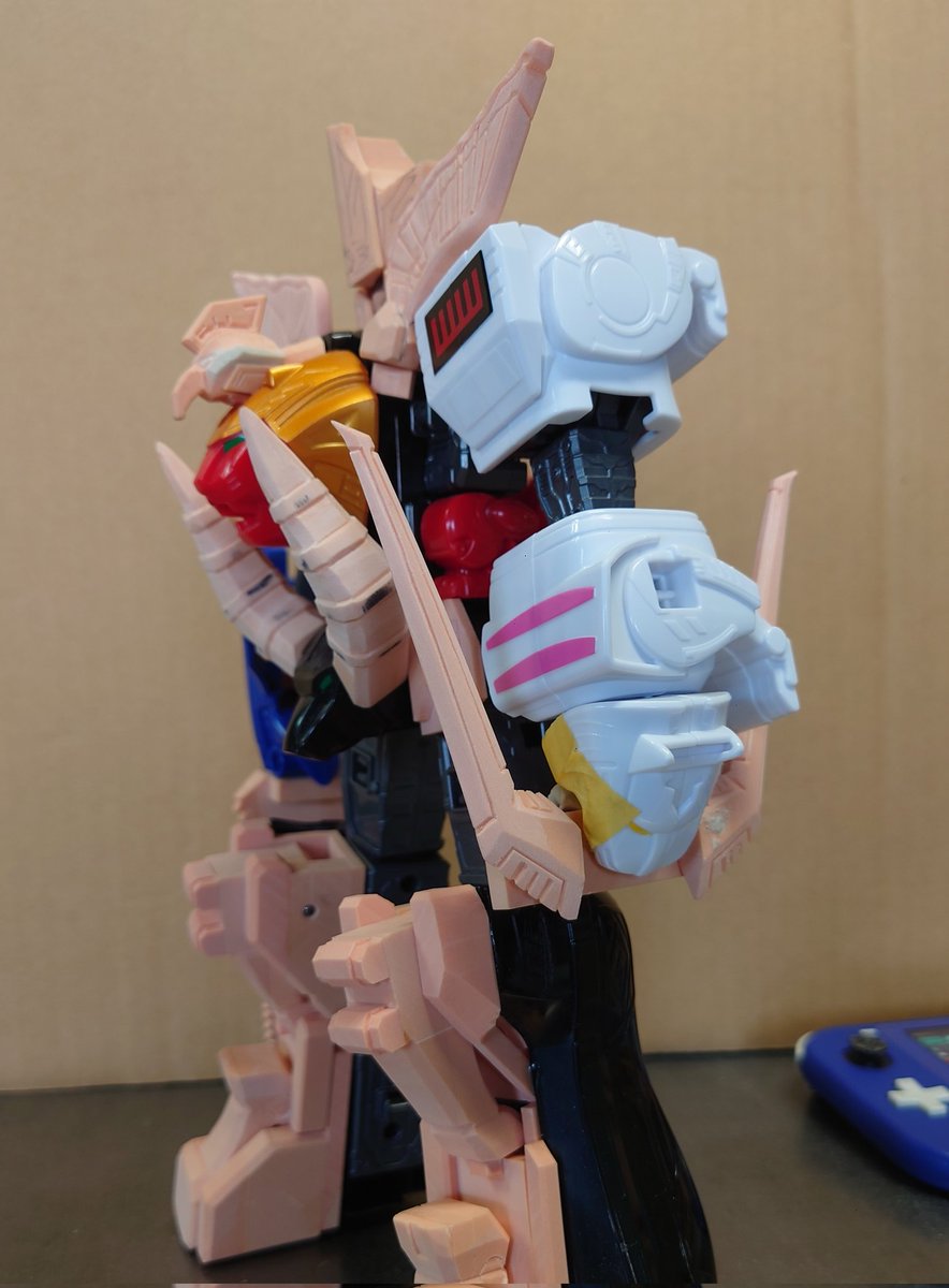 ShanTai17179's tweet image. #DX玩具カスタム(進捗)
#ガオゴッド
#DXROBOUNIVERSE