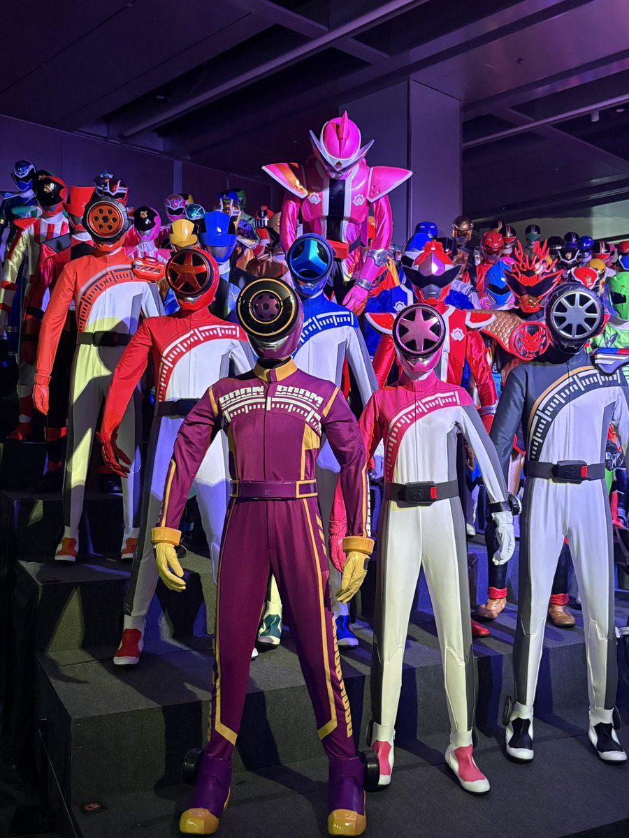 デスクマット　キービジュアル　全スーパー戦隊展　② 全スーパー戦隊展 デスクマット メインビジュアル - メルカリ