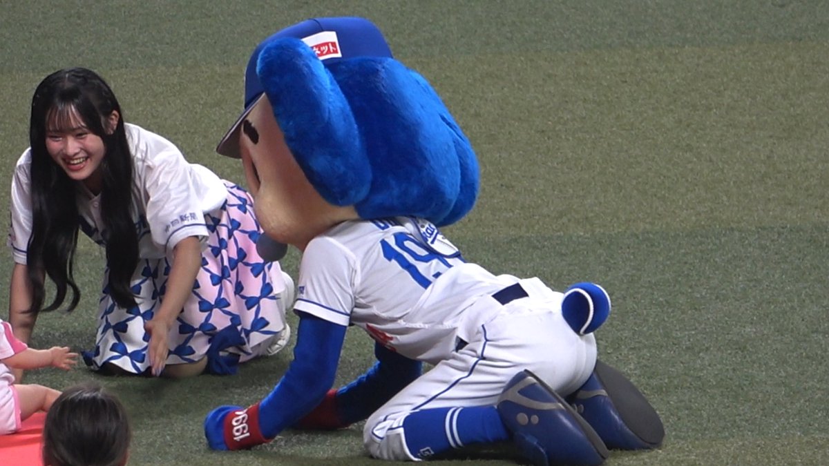 ひたすらかわいい赤ちゃんドアラ