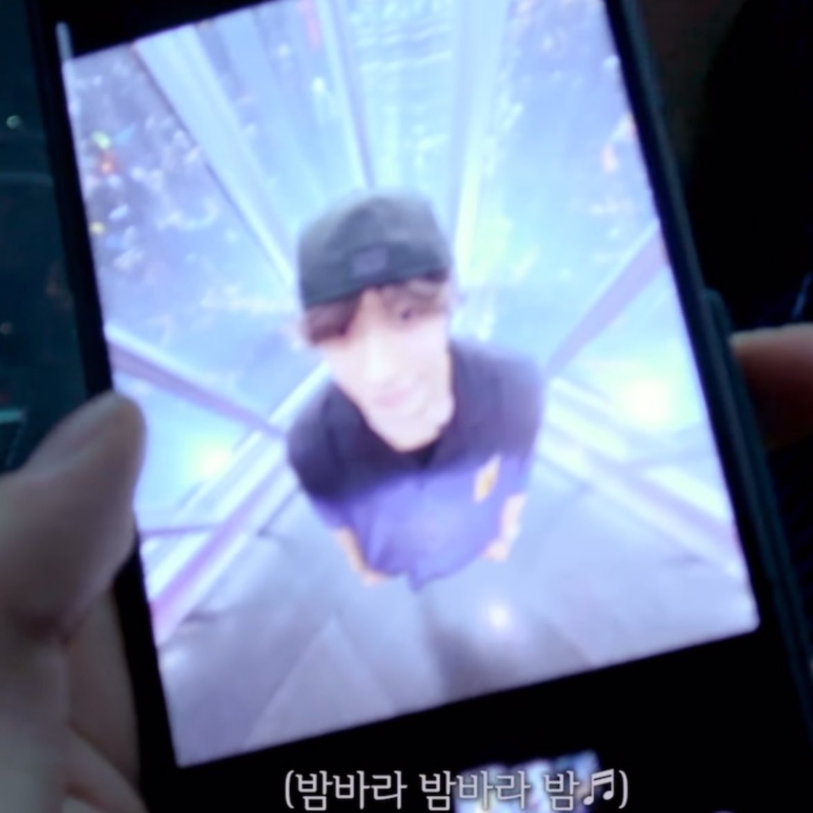 이즈 tweet media