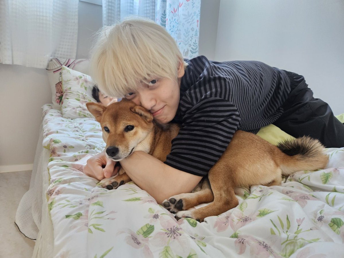 [250827] weverse dm 🐰💬

🐰 so pretty, right?