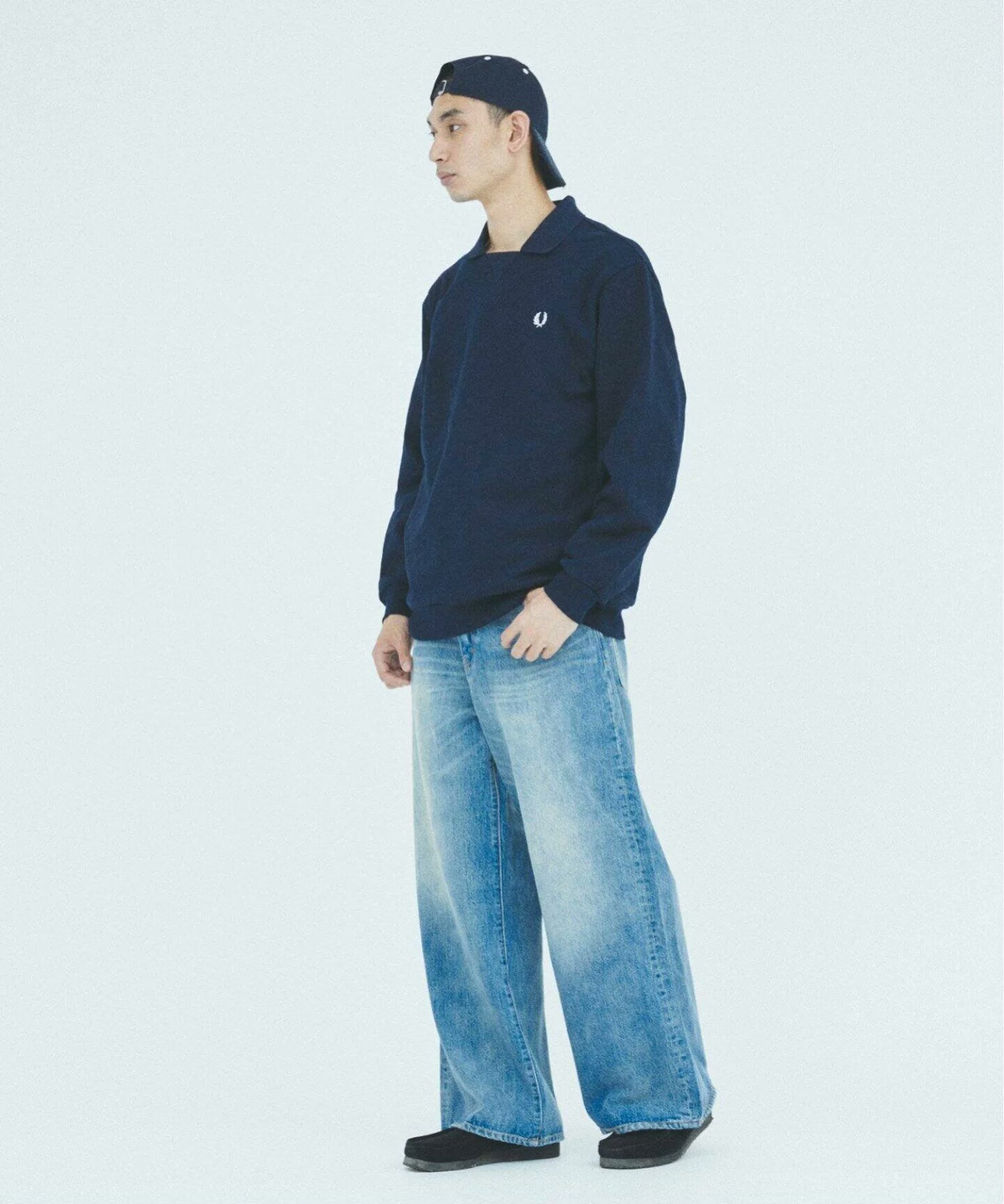 新品24aw☆FRED PERRY   Football Sweatshirt Embroidered Half Zip - Tennis Blue | Men's Sweatshirts