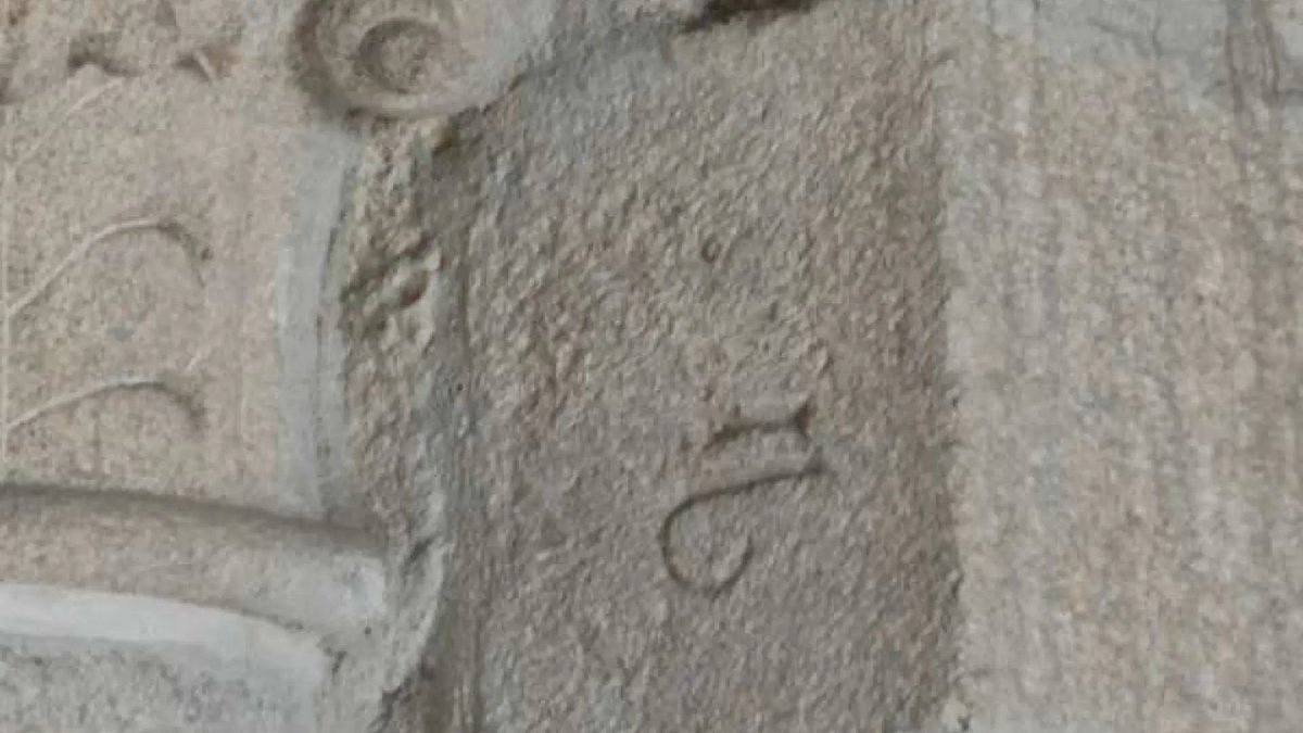 UF me van a caer todos así que aclaro:

El "diseño" de las catedrales medievales puede entenderse como un proceso colectivo que integarba funcionalidad, estética, simbolismo e innovación técnica. Aunque no existía una disciplina formal del diseño, los principios aplicados