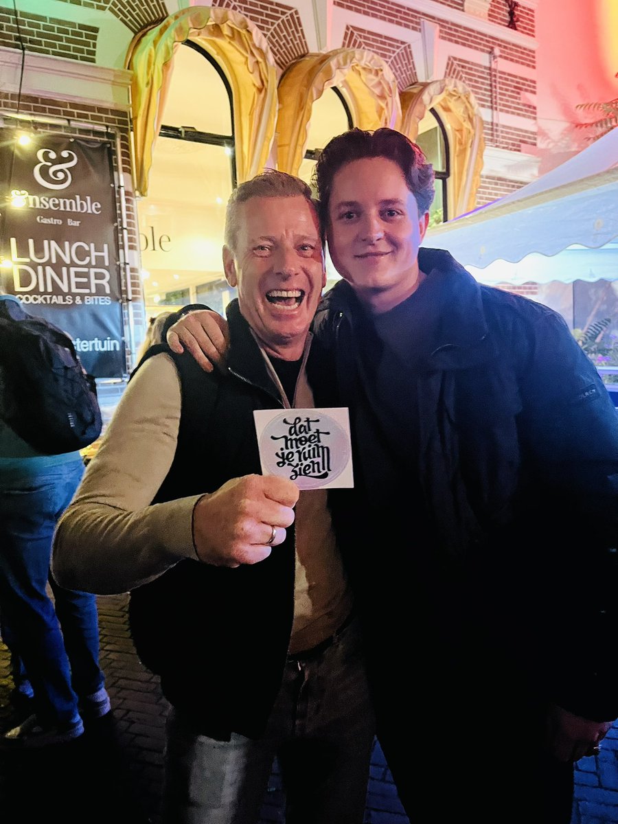DatRuimZien's tweet photo. Met Dank Aan @sam.ravenn Toppers… #zwolle #zwollywood #zwollecity #038 #tshirtdesign #tees #puote #pouted #dope #typografie #🔥 #original #stickers #fotografie #kunst #foto #fun #cool #gekheid #fotografia #zwollemijnstad #flex #uitgaan #wijn #hiphop #photo #gezelligheid https://t.co/fuTZ4G7XX0