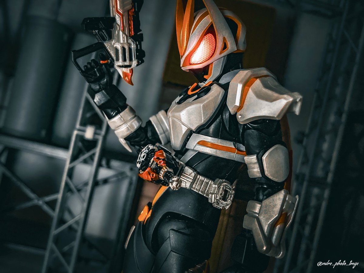 #令和ライダー各作品で一番好きなライダーをあげると性癖がバレる
持ってないのはヴァルバラドとブラム
