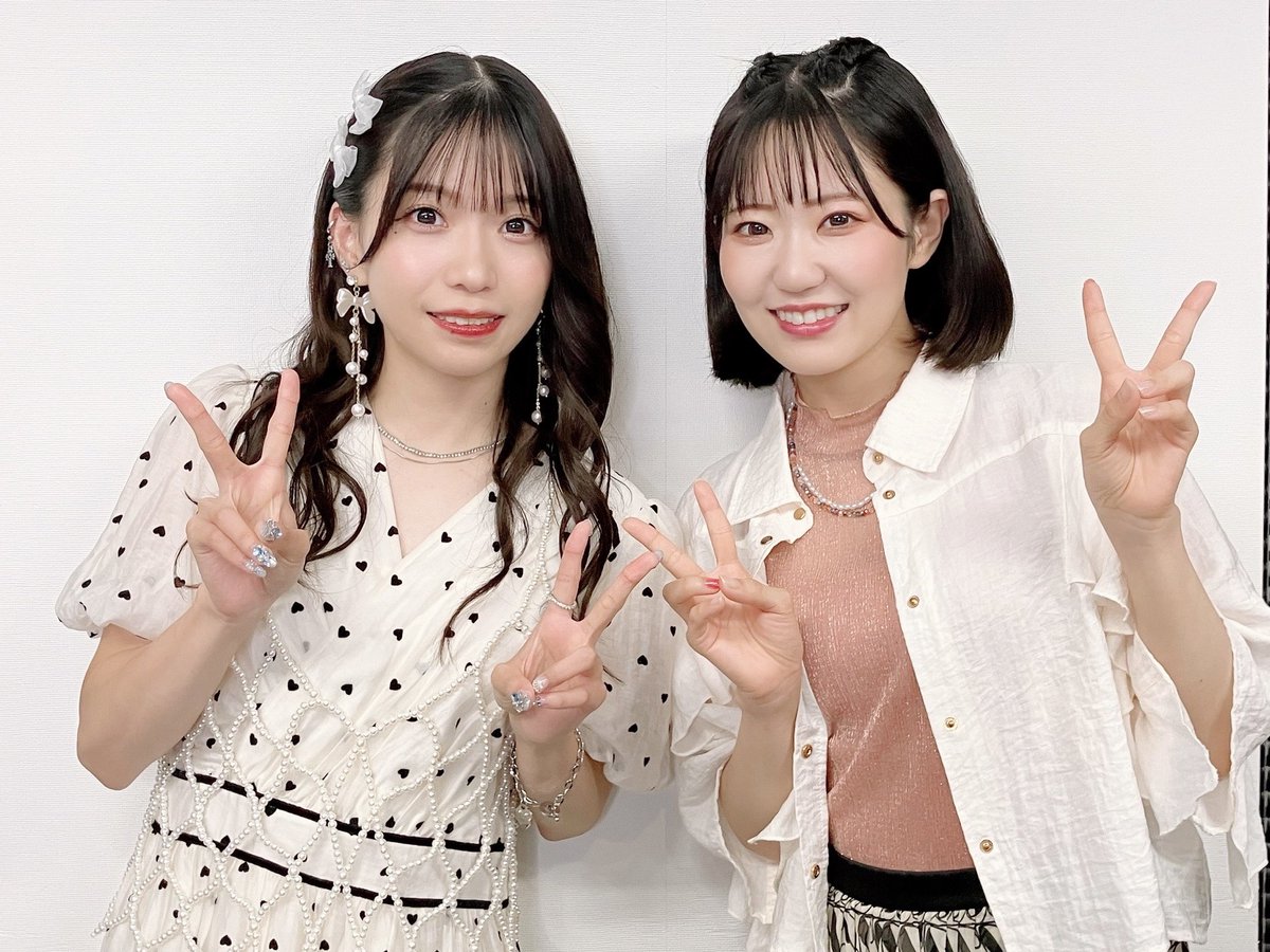 うたミル の“おはなし“ #してミル？ vol.18
ありがとうございました🩵🧡
youtube.com/live/C6d229q13…

#うたミル、#𝘗𝘢𝘳𝘢𝘣𝘰𝘭𝘢 についてのマシンガントーク炸裂してます💥

第7話は明日8/28(木)21:25〜
TOKYO MXにて放送📺
utamille.com/anime/

#亜咲花 #東山奈央
#うたごえはミルフィーユ