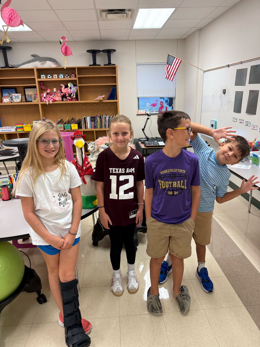 Just taking a second to showcase our morning meeting producers! This group of kiddos show up early, set up cameras and computers, and the soundboard without assistance.