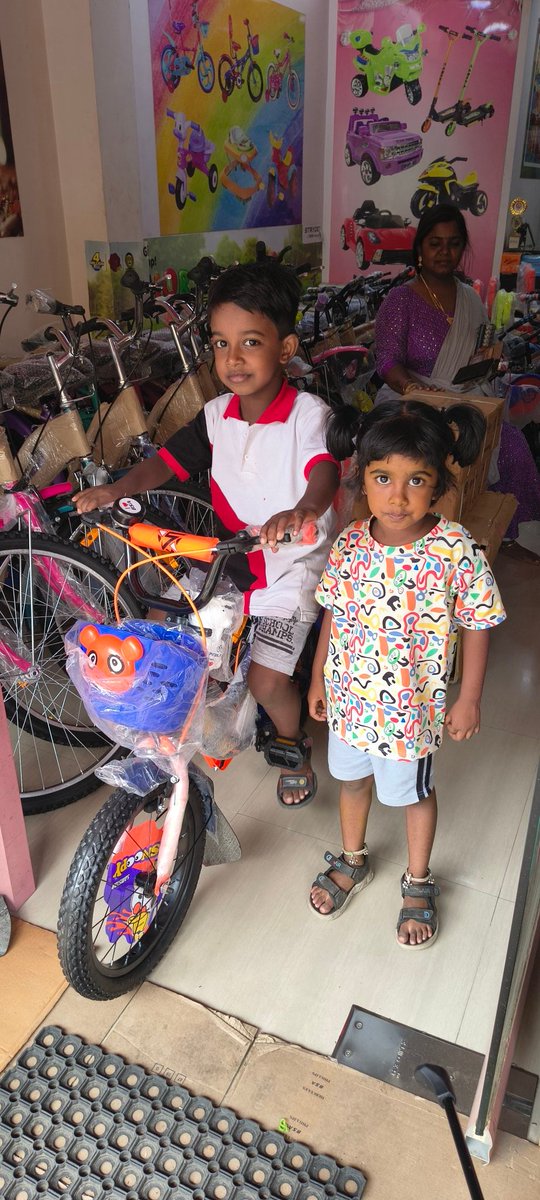 vinoth_pappu's tweet image. Too many people spend money they haven’t earned to buy things they don’t want to impress people they don’t like ....
#Daniel #aarohi #moneysaver