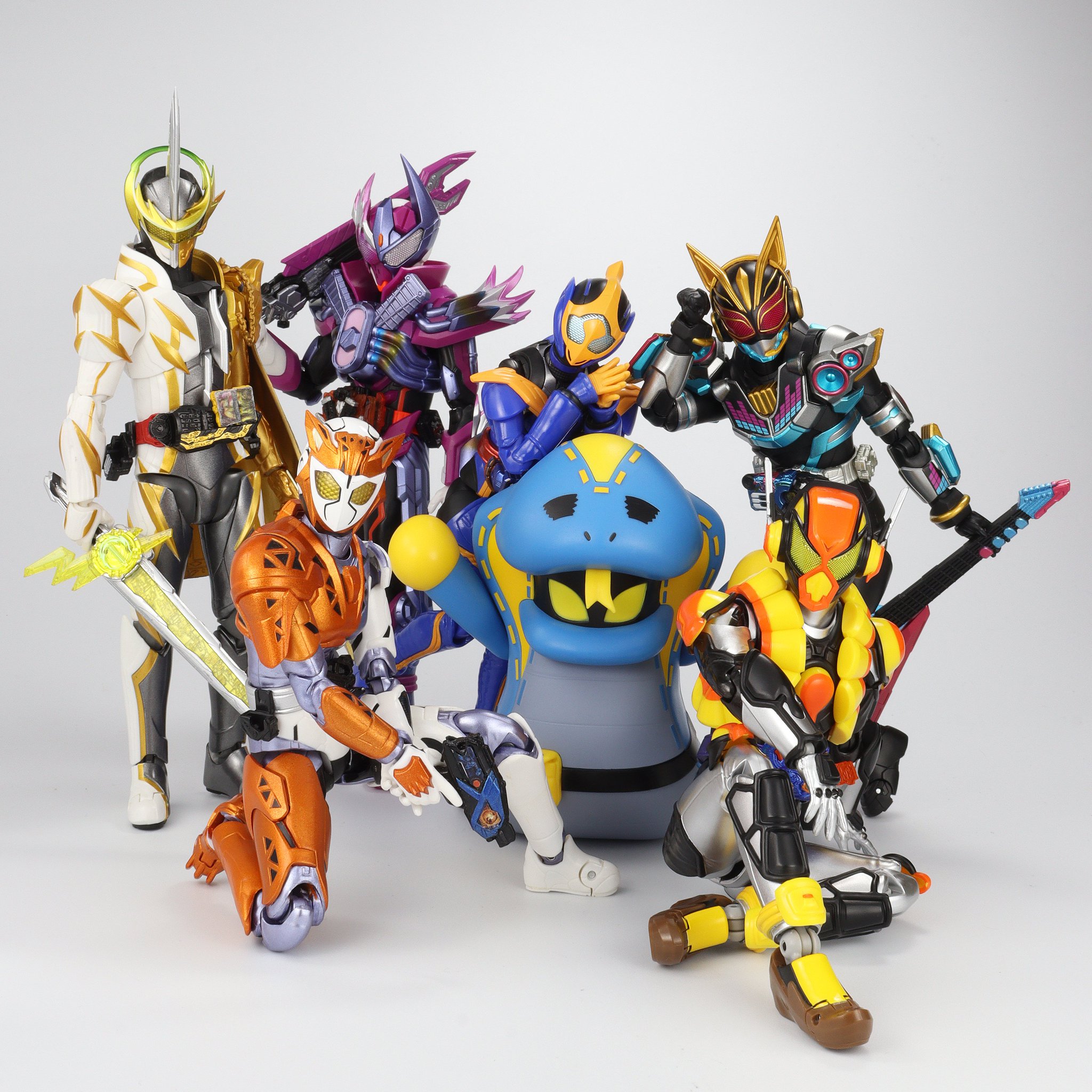♯Hfe21KDキャラレール仮面ライダー大集合12種 ♯Hfe21KDキャラレール仮面ライダー大集合12種 - メルカリ
