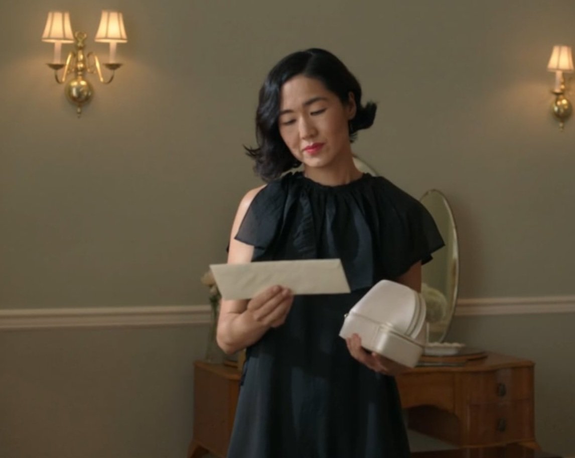 laurel wearing black 😭 she knew this would be a funeral and not a wedding