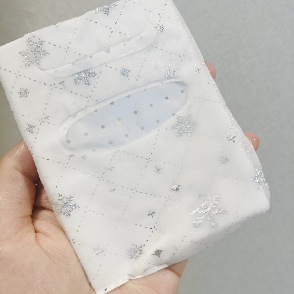 #PR
BANOBAGI のマスクパック、夏のくすみ対策に大活躍中です🥰

紫外線でごわつきがちな肌もその日のコンディションに合わせて毎日ホワイトニングケアできるのが嬉しい◎

🤍 ビタジェニック ジェリーマスク ホワイトニング（ナイトケア向き）